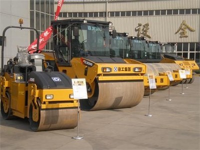 徐工全系路面工程機械設備租賃，靈活高效助力工程建設